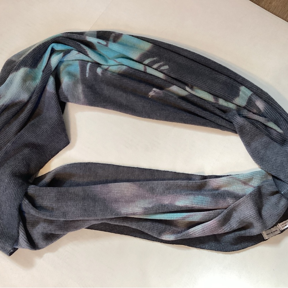 Marika Charles (Match) cashmere infinity scarf…